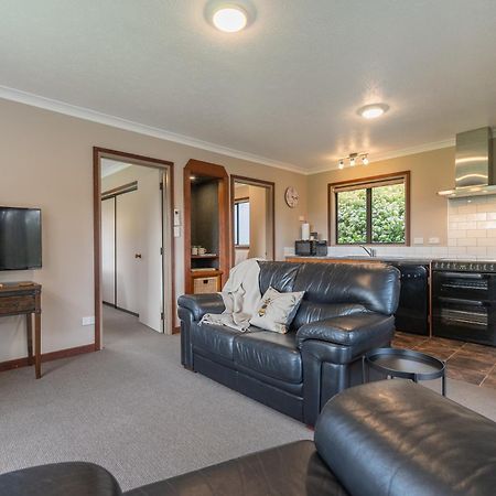 Te Anau Cottage Eksteriør billede